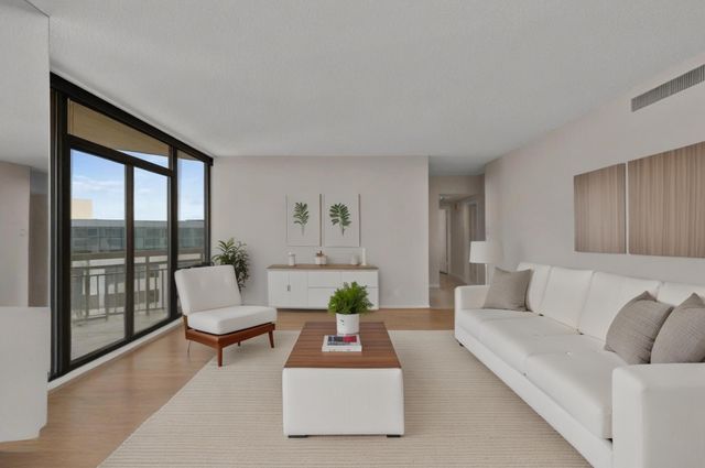 14 Greenway Plaza 17Q, Houston, TX 77046