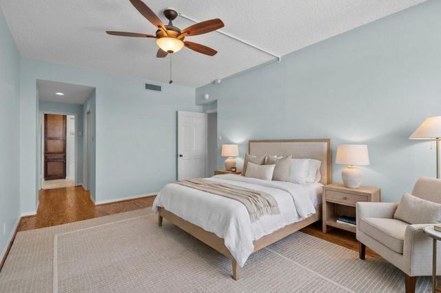 14 Greenway Plaza 17Q, Houston, TX 77046