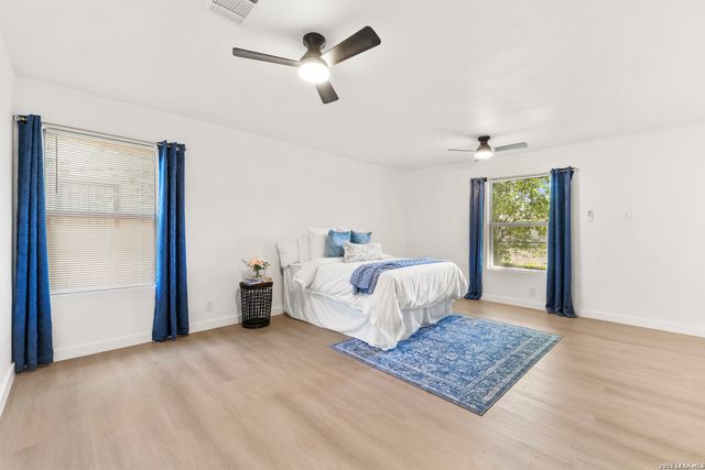 530 COMO ST, San Antonio, TX 78220