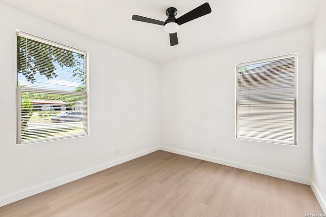 530 COMO ST, San Antonio, TX 78220