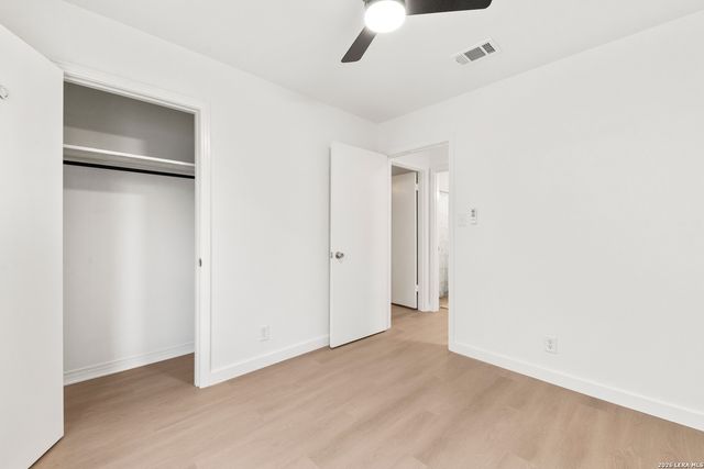 530 COMO ST, San Antonio, TX 78220