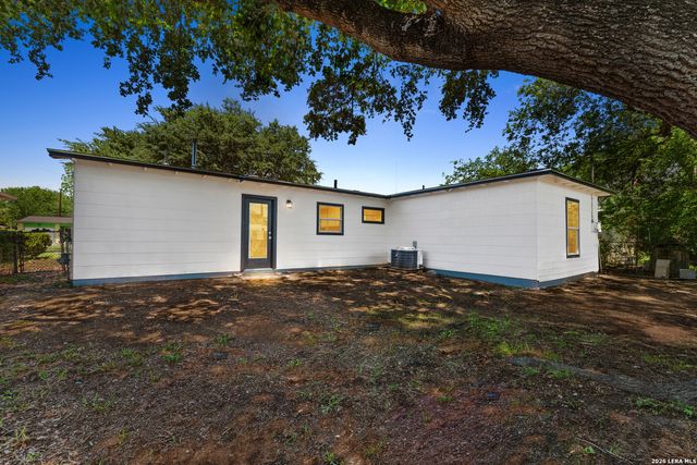 530 COMO ST, San Antonio, TX 78220