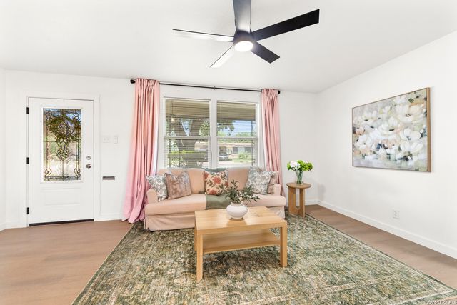 530 COMO ST, San Antonio, TX 78220