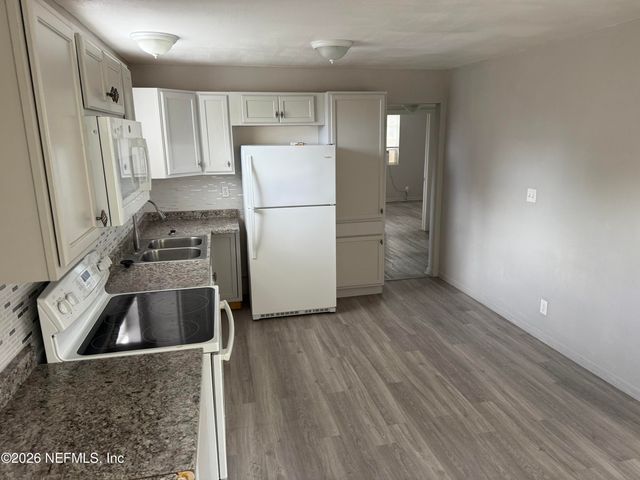 5659 ANSLEY Street, Jacksonville, FL 32211
