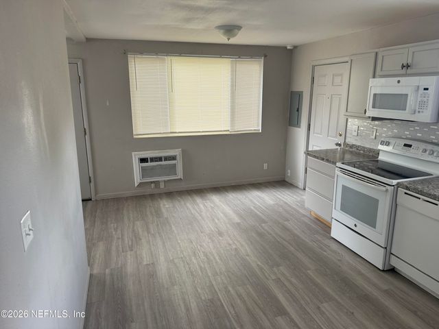 5659 ANSLEY Street, Jacksonville, FL 32211