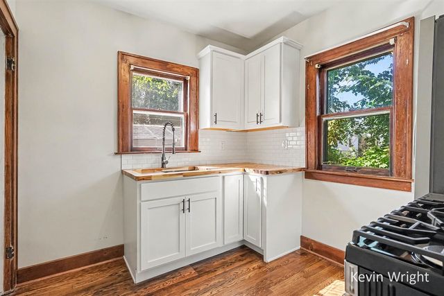 1014 Short Street, Grand Rapids, MI 49503