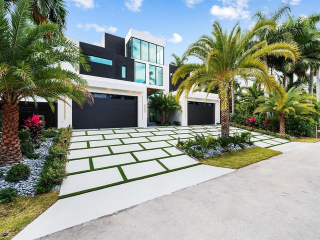 111 Fiesta Way, Fort Lauderdale, FL 33301