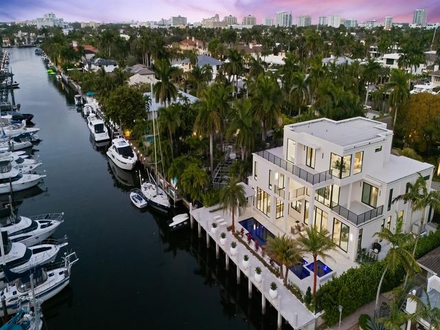 111 Fiesta Way, Fort Lauderdale, FL 33301