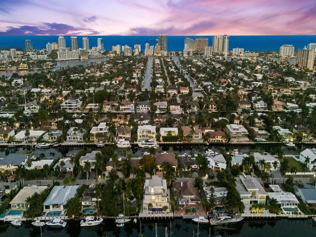 111 Fiesta Way, Fort Lauderdale, FL 33301