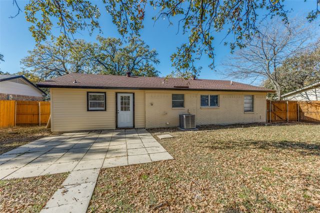 3104 Forestdale Lane, Balch Springs, TX 75180