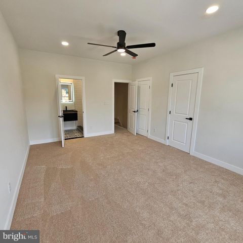 5755 N 17TH ST, Philadelphia, PA 19141