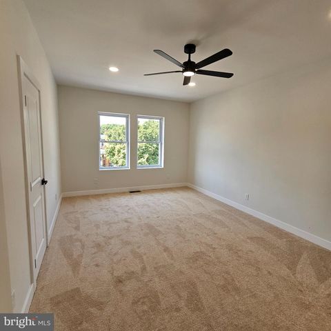 5755 N 17TH ST, Philadelphia, PA 19141