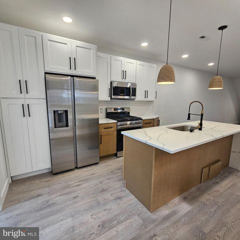 5755 N 17TH ST, Philadelphia, PA 19141