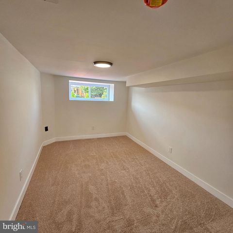 5755 N 17TH ST, Philadelphia, PA 19141