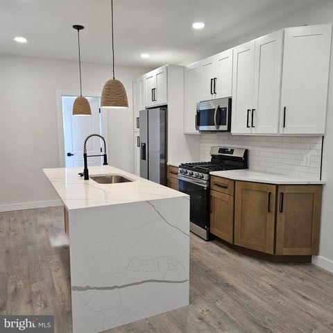 5755 N 17TH ST, Philadelphia, PA 19141