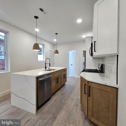 5755 N 17TH ST, Philadelphia, PA 19141