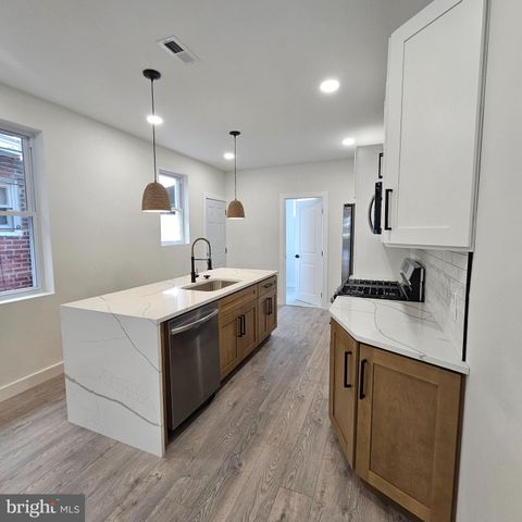 5755 N 17TH ST, Philadelphia, PA 19141