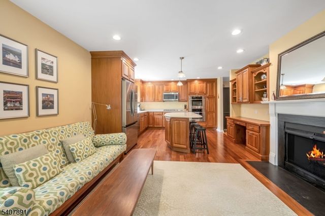 69 Sherwood Dr, Morris Twp., NJ 07960