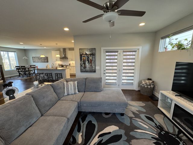 40 Hubbard St, Nashville, TN 37210