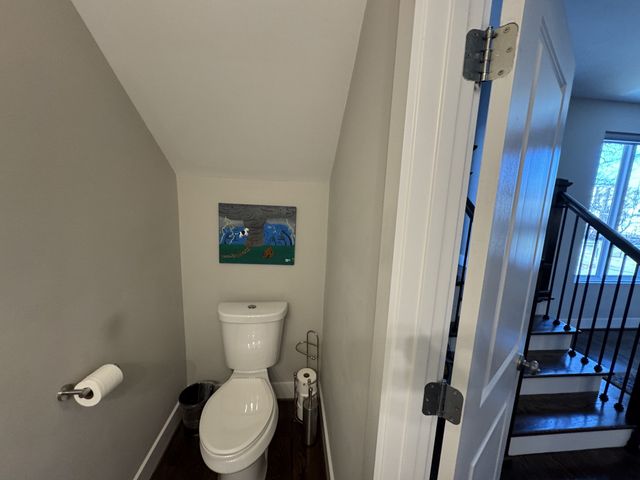 40 Hubbard St, Nashville, TN 37210