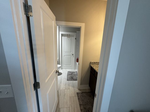 40 Hubbard St, Nashville, TN 37210