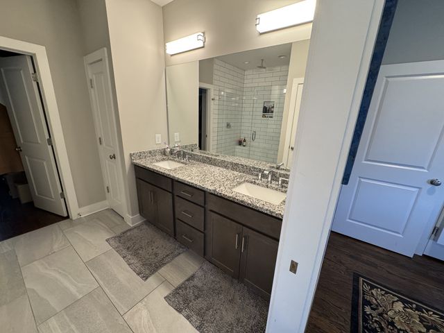 40 Hubbard St, Nashville, TN 37210