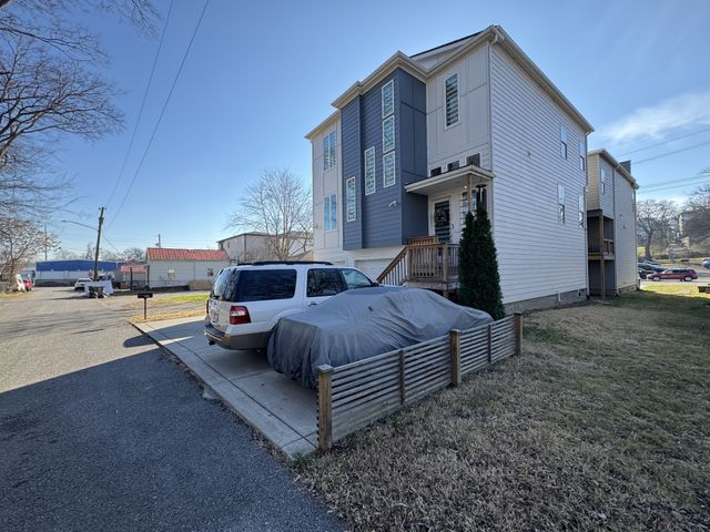 40 Hubbard St, Nashville, TN 37210