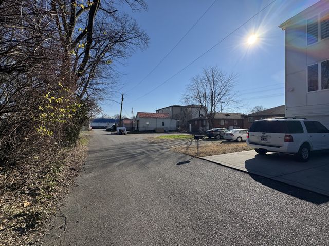 40 Hubbard St, Nashville, TN 37210