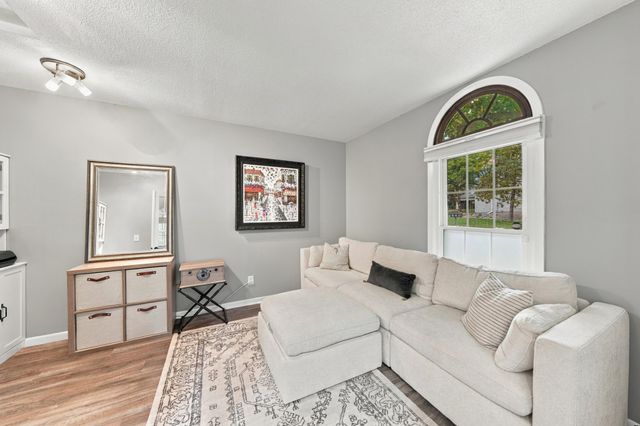 7505 W 111th Street, Bloomington, MN 55438