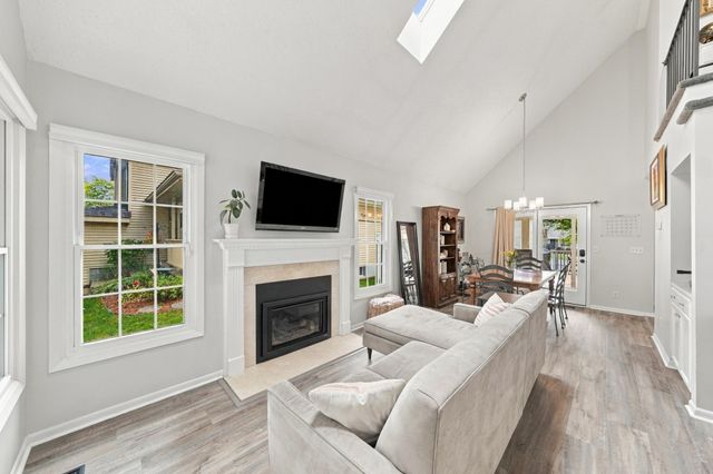 7505 W 111th Street, Bloomington, MN 55438