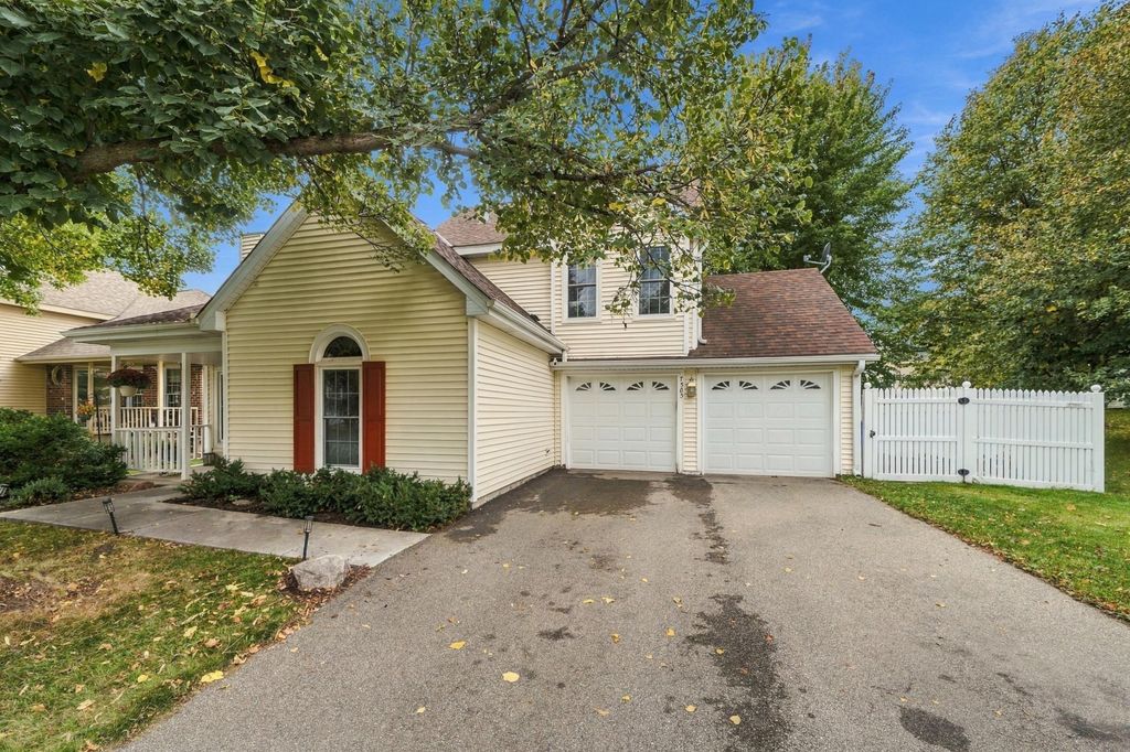 7505 W 111th Street, Bloomington, MN 55438