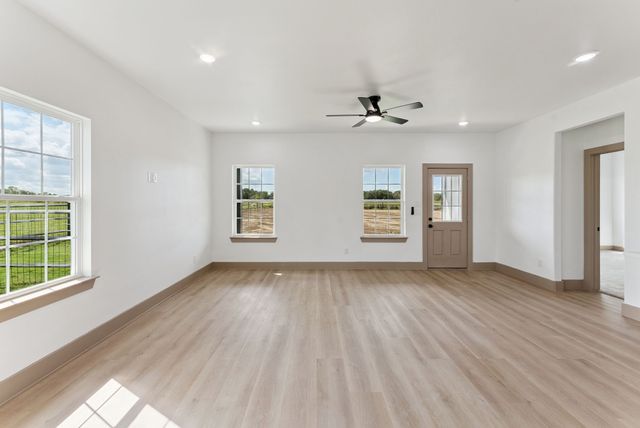 439 Private Road 5440, Point, TX 75472