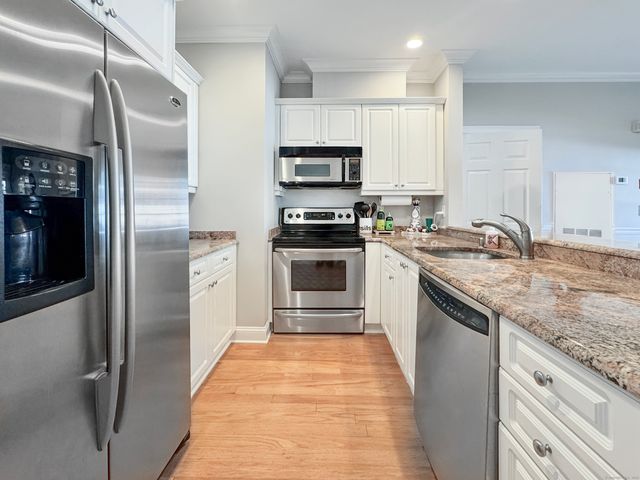 20 Cross Street 5, Westport, CT 06880