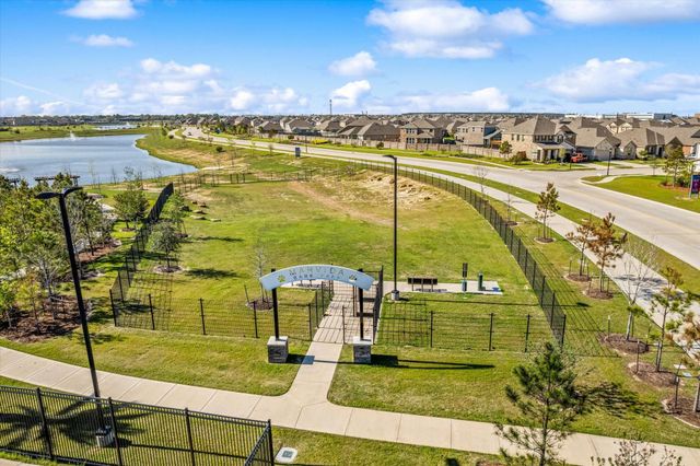 8419 Jetty Glen Drive, Cypress, TX 77433