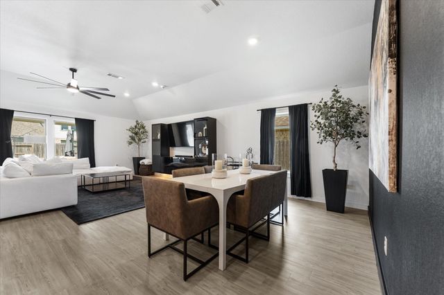 8419 Jetty Glen Drive, Cypress, TX 77433