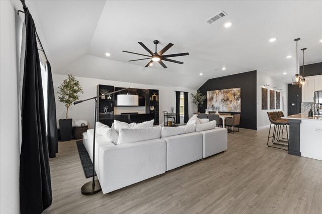 8419 Jetty Glen Drive, Cypress, TX 77433