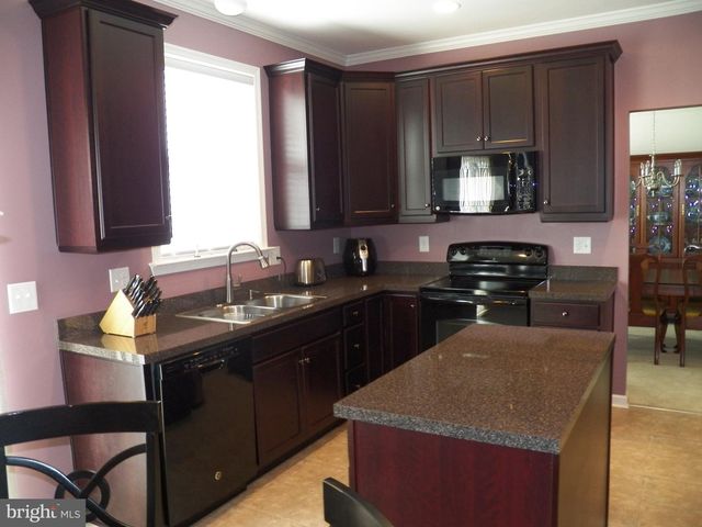 121 TARKAY PL, Martinsburg, WV 25403