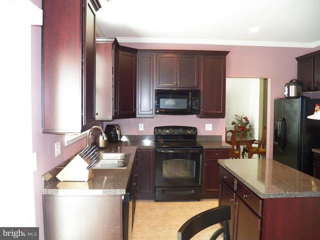 121 TARKAY PL, Martinsburg, WV 25403