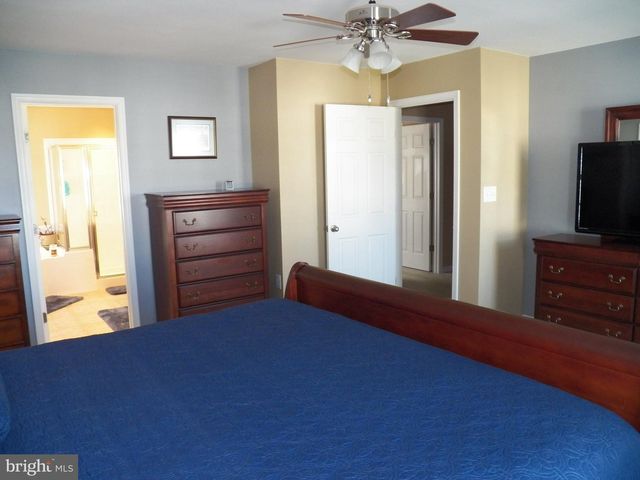 121 TARKAY PL, Martinsburg, WV 25403