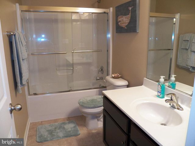 121 TARKAY PL, Martinsburg, WV 25403