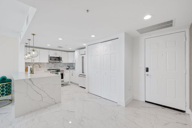 610 Clematis Street 616, West Palm Beach, FL 33401