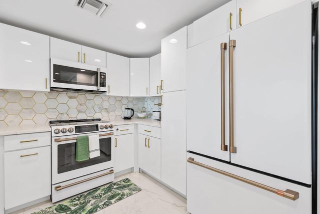 610 Clematis Street 616, West Palm Beach, FL 33401