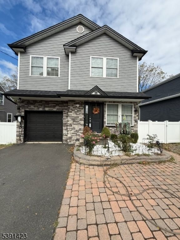 5 New St, Mount Olive Twp., NJ 07828