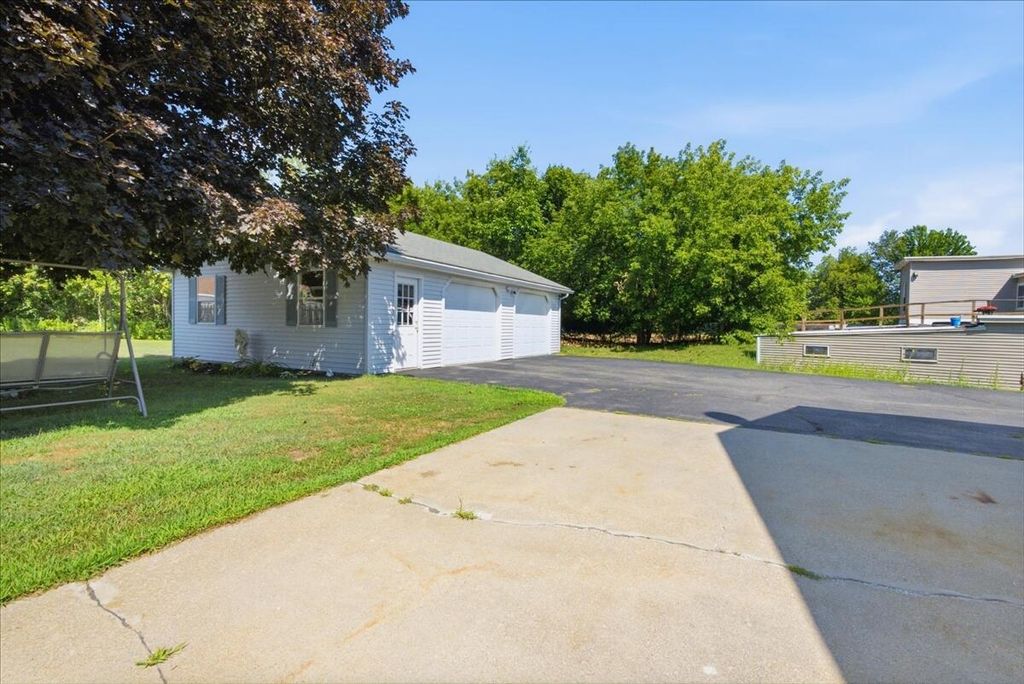 986 Sabattus Street, Lewiston, ME 04240 — photo 3
