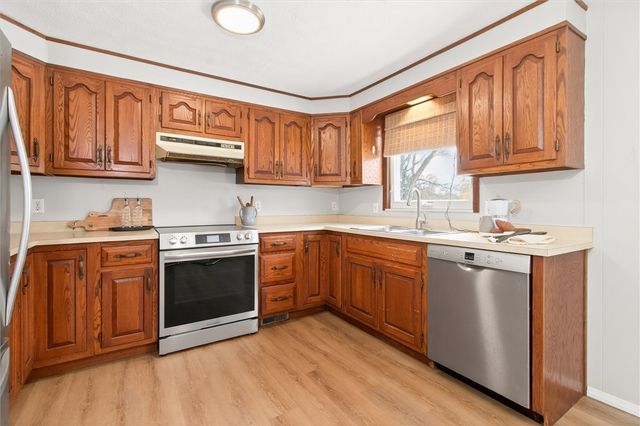 45 Marberth Drive, Henrietta, NY 14467