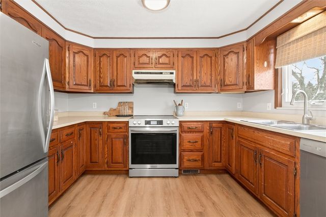 45 Marberth Drive, Henrietta, NY 14467