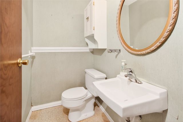 45 Marberth Drive, Henrietta, NY 14467