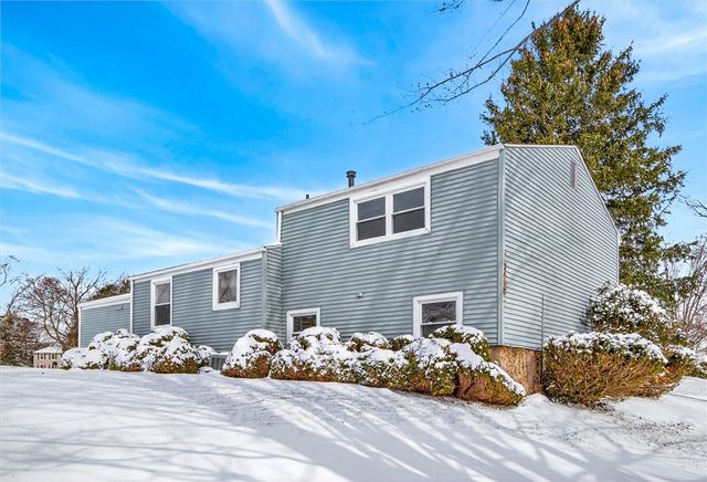 45 Marberth Drive, Henrietta, NY 14467