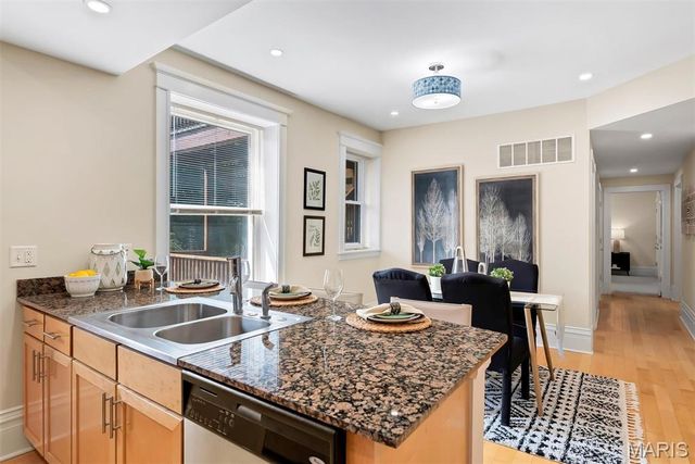 6108 Washington Boulevard 201, St Louis, MO 63112