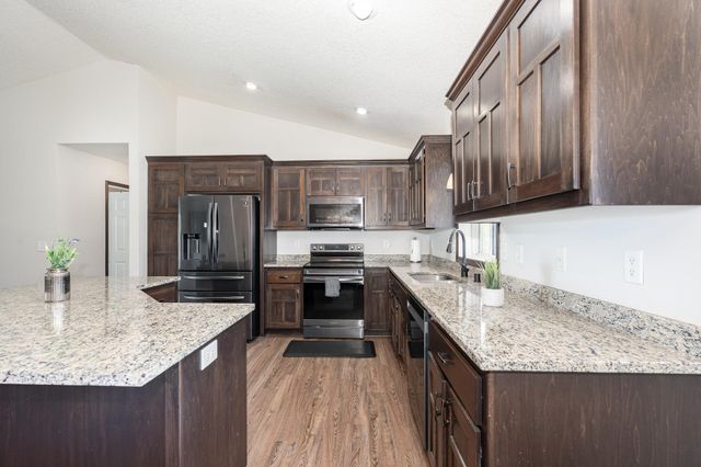 24236 Pierce Path NE, Bethel, MN 55005